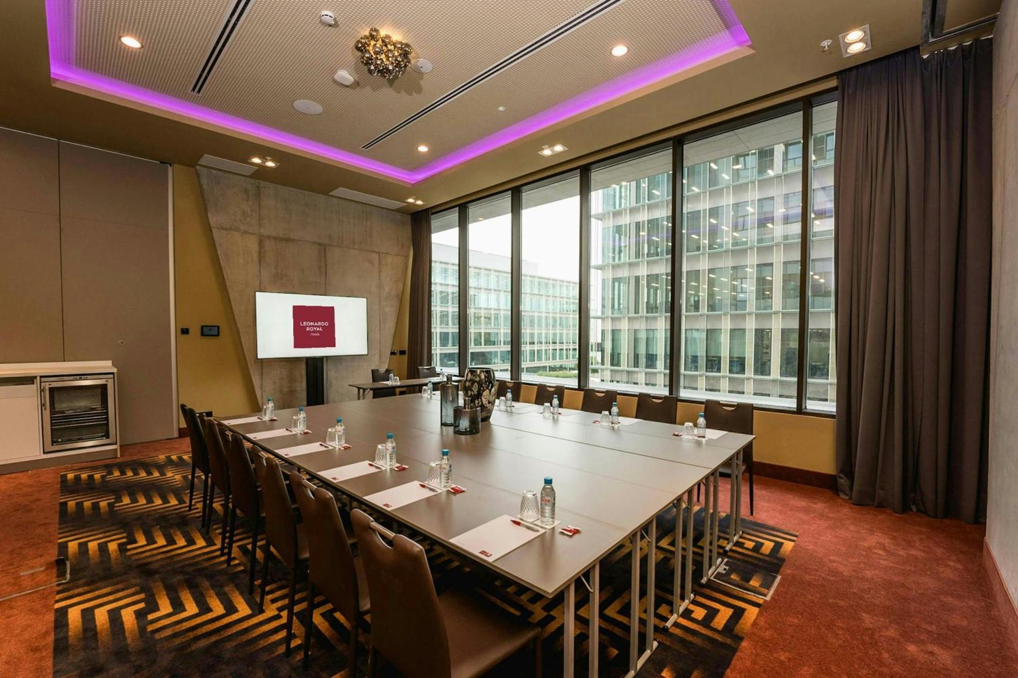 Leonardo Royal Hotel Barcelona Fira — Photos 3
